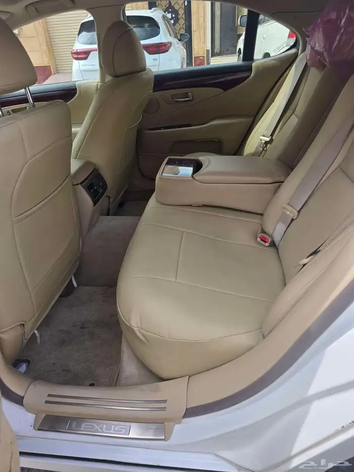 لكزس 460 امريكي موديل 2008 ماشيه 216 الف 8