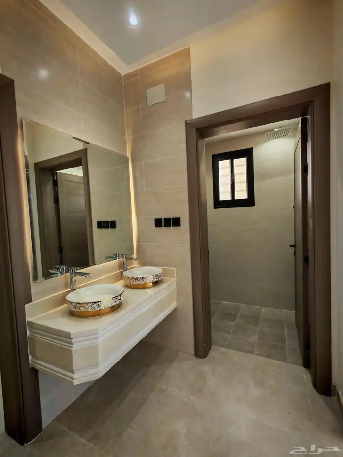 للبيع بحي الضيافه شقق تمليك علوي ب 520 الف سطح خاص مصعد شغال 4