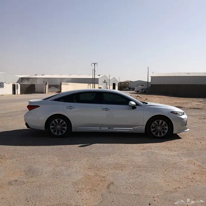 تويوتا افالون 2021 تورينق سعودي ممشى قليل - شبه الجديد شرط 32