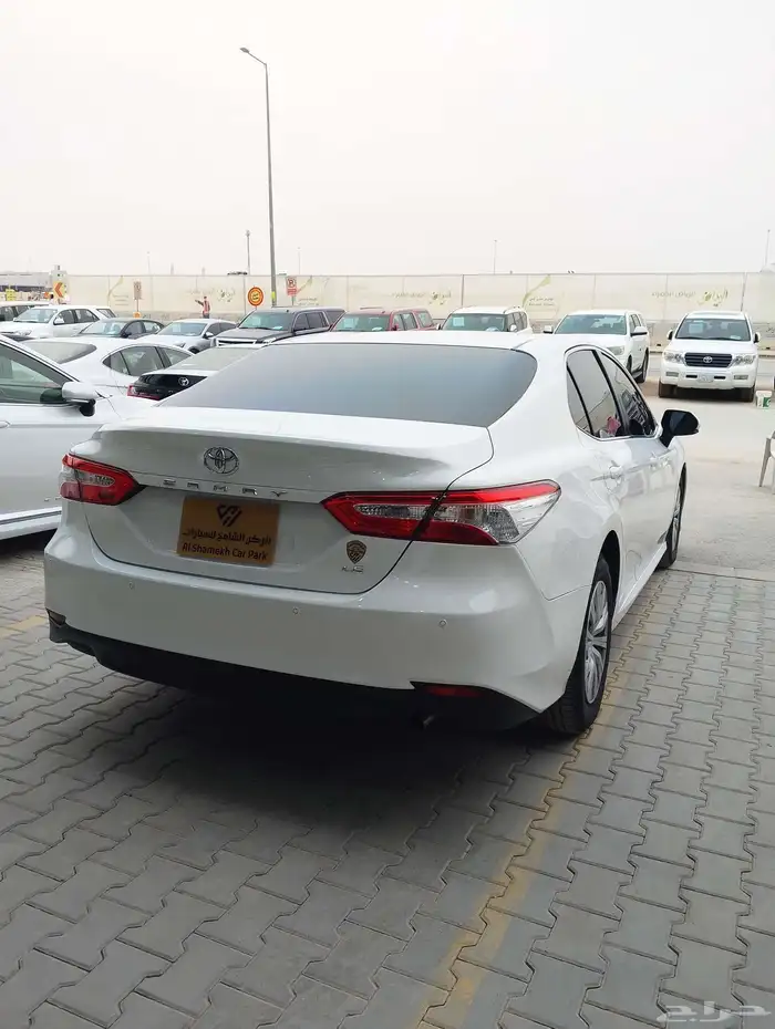 للبيع تويوتا كامري 2018 سعودي ستاندر 3