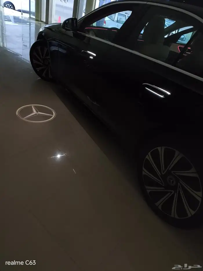 مرسيدس2024 E300(4MATIC) 6