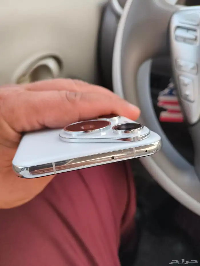 هواوي بيورا 70برو اخو الجديد512جيجا الرام12. 3