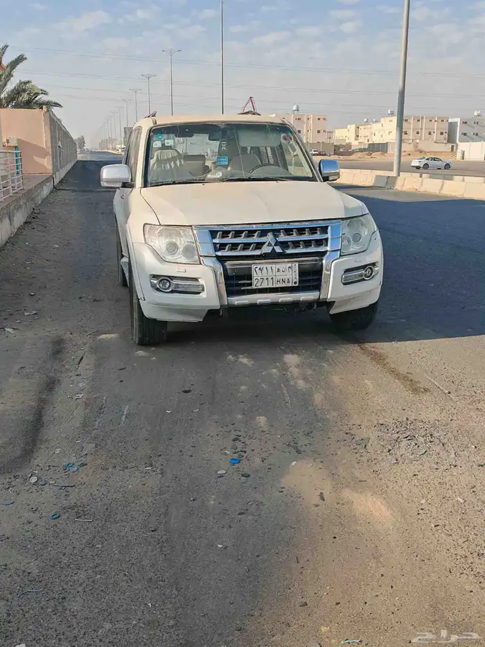 جيب باجيرو 2