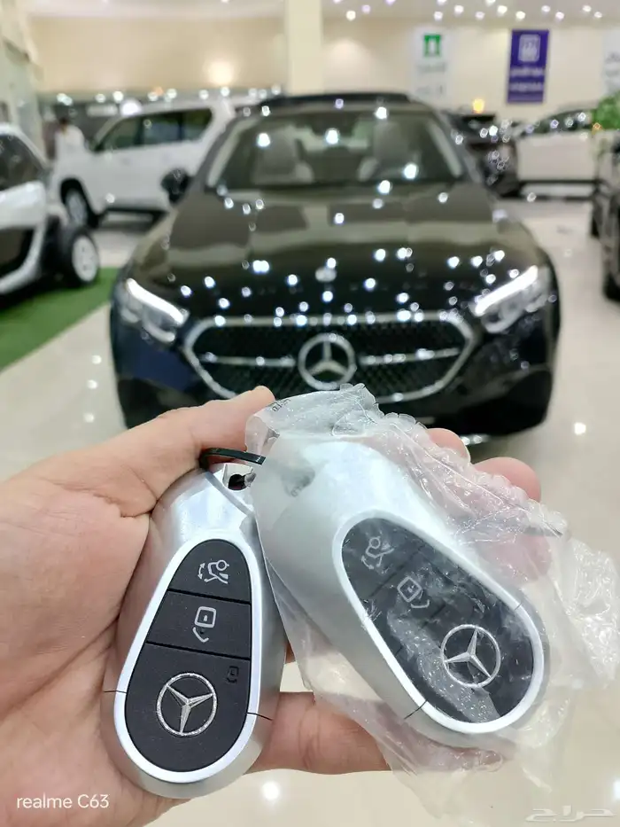 مرسيدس2024 E300(4MATIC) 0