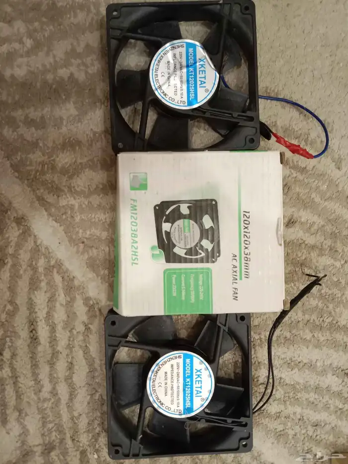 للبيع لمبات بديله لاشعة الشمس ولمبات سراميك ومرواح 4