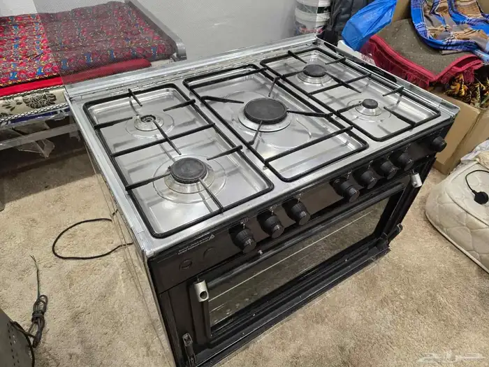 اثنين فرن مكيف دولاب 22لمبه مع سلك 15متر شاشه 70بوصه سمارت 3