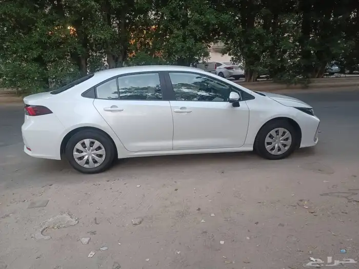 تويوتا كورولا 1500 سي سي موديل 2023 بحالة جيدة جدا 4