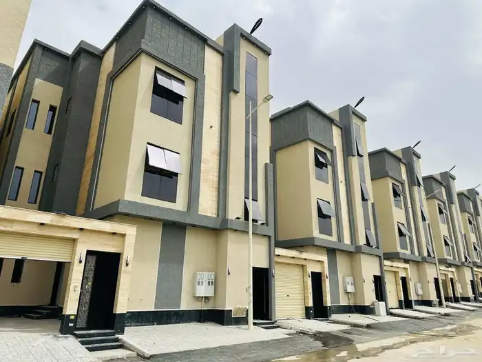 للبيع شقه دور ثاني مع سطح تشطيبات فاخره بمخطط الراجحي 0