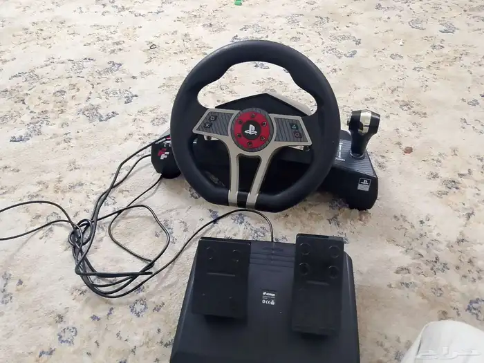 طاره شغال على البلاي ستيشن 3 و4 ما فيها اي شيء سليمه 0