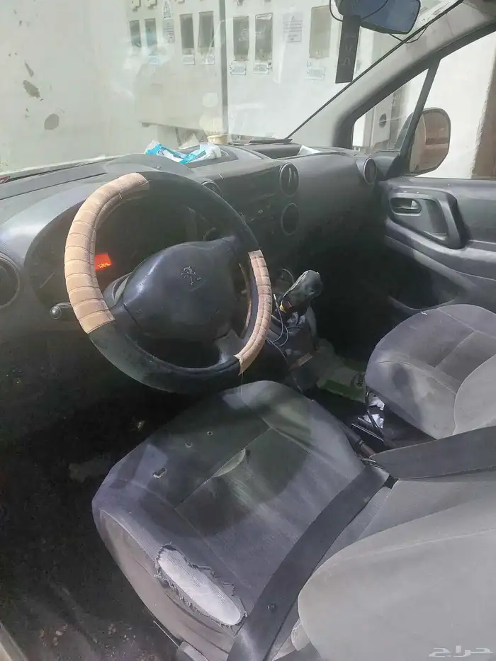 باص بيجو مديل 2016 مستعمل نظيف للبيع ع السوم او قابل للبدل 4