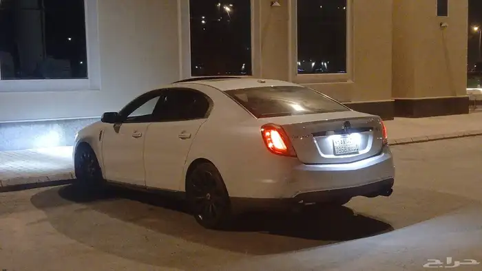 فورد لينكون MKS 2010 ممشى 295 الف فل كامل قطع غيار تورس 2