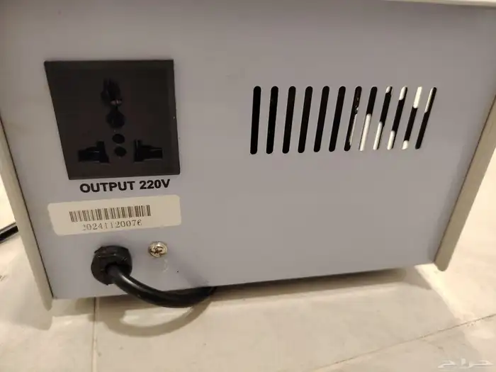 مثبت جهد كهربائي AVR-1000VA 2