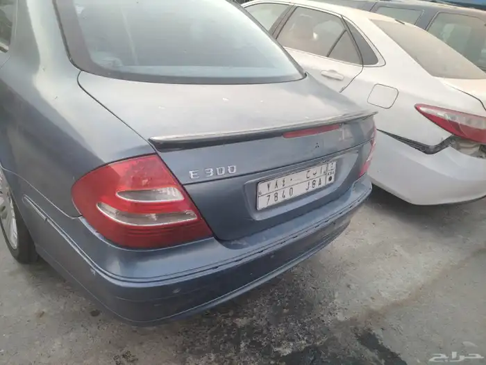 مرسديس e240 2