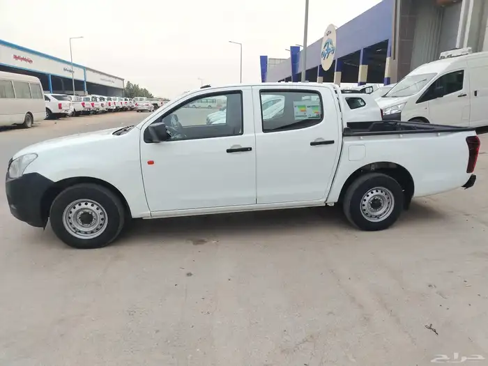 يونيت سوزو غمارتين 2023 2