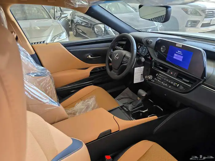 لكزس ES 250 AA موديل 2025 وارد الساير كتيب ضمان 19