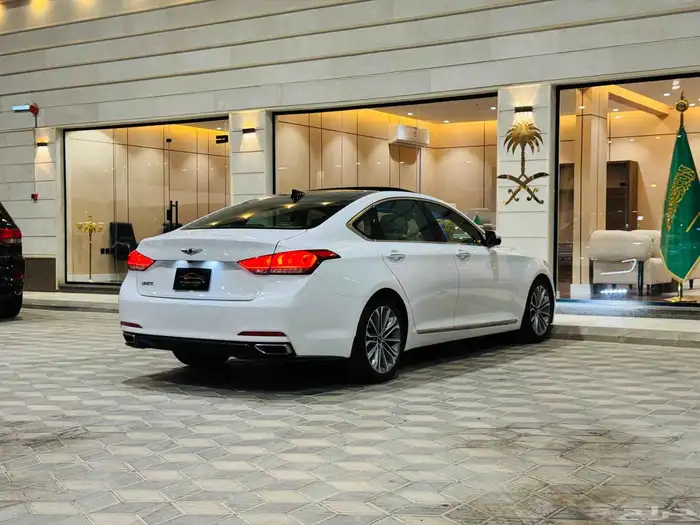 جنسس 2015 بلاتنيوم سعودي بحاله جيده 5