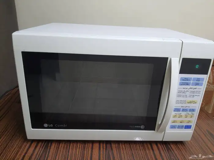 مكرويف ال جي شبه جديد بفرن حجم كبير للبيع بالدمام 3