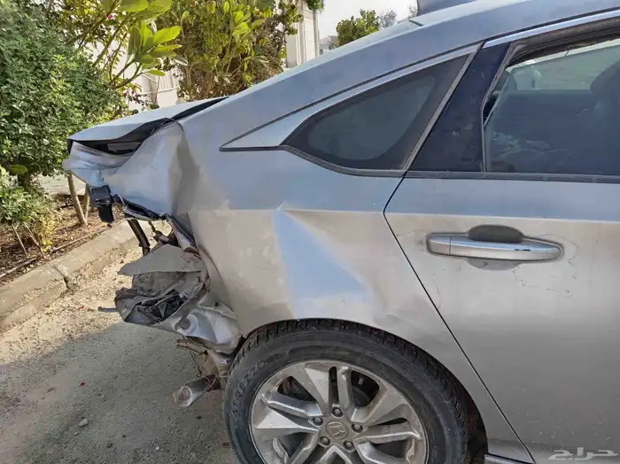 سيارة هوندا اكورد 2018 تشليح 7