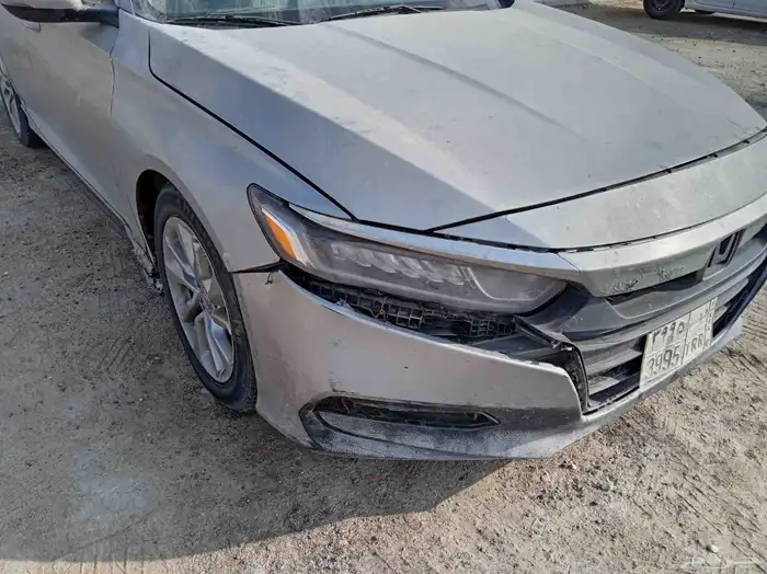 سيارة هوندا اكورد 2018 تشليح 6