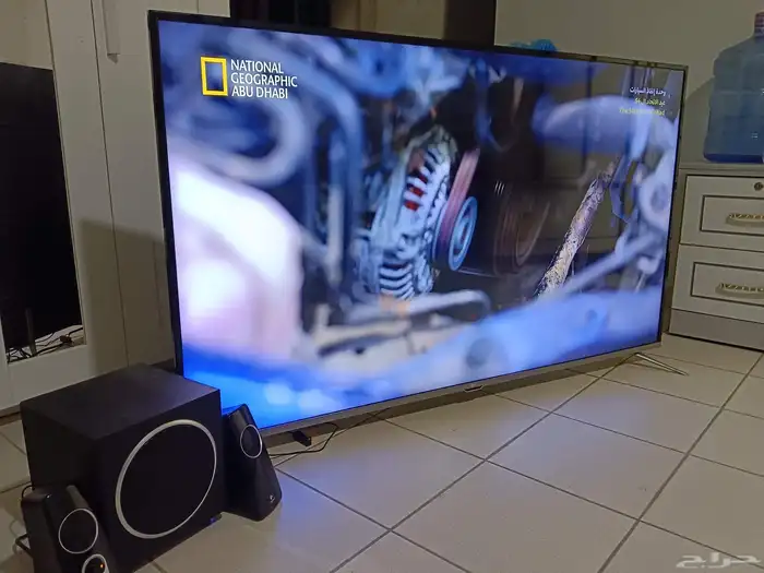 شاشة 65 سمارت 4k معى سماعات مضخمة روعة 3