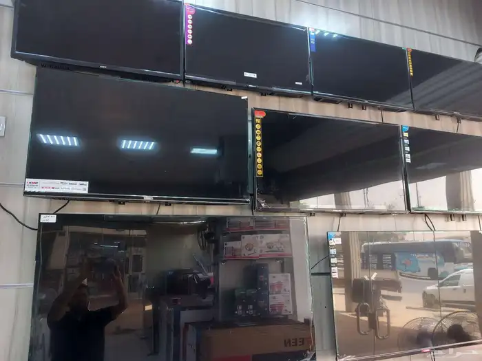 شاشات تلفزيون سمارت 4kذكية شاشة تلفزيون بالتوصيل الفوري 17