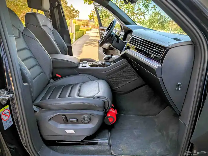 فخامة بنتلي بسعر منافس طوارق 2022 R-Line - ضمان ساماكو 2027 23