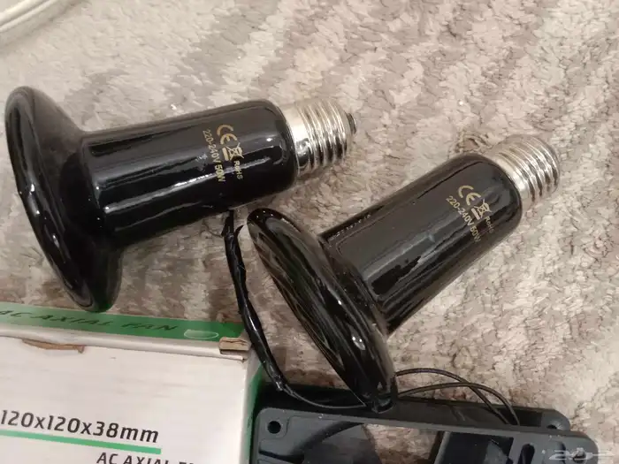 للبيع لمبات بديله لاشعة الشمس ولمبات سراميك ومرواح 1