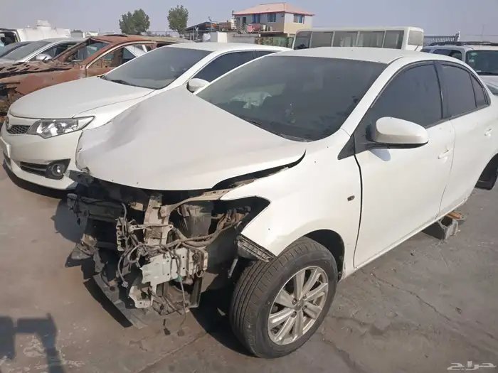 تشليح يارس موديل 2017 يوجد لدينا شراء جميع انواع السيارات 2