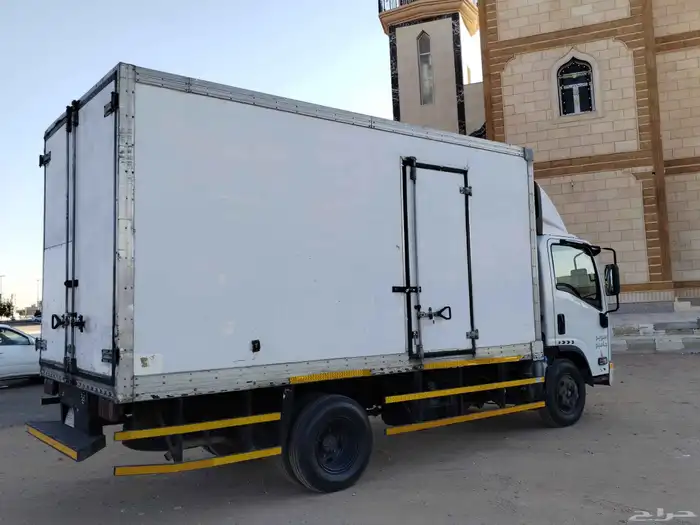 دينه ايسوزو مديل 2013 3