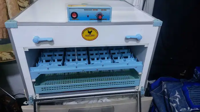 فقاسة بلاك تشك 72 بيضة إستعمال خفيف جدا 1