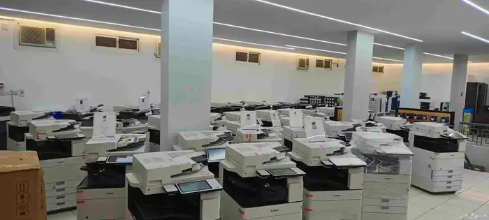 الات تصوير كانون 5560 الوان 2