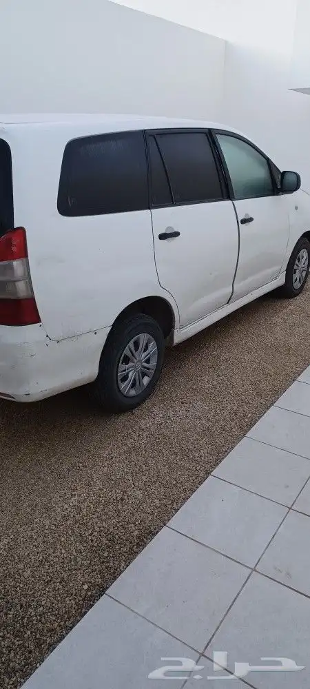 إنوفا موديل 2013 اللون أبيض -  قير عايدي -    الممشى 315.0 11