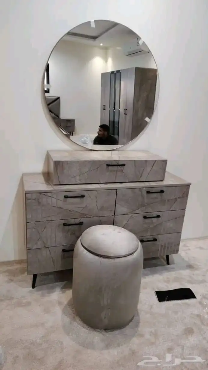 يوجد لدينا جميع غرف النوم الجاهزه من مصنعنا مباشرتا للتواصل 2