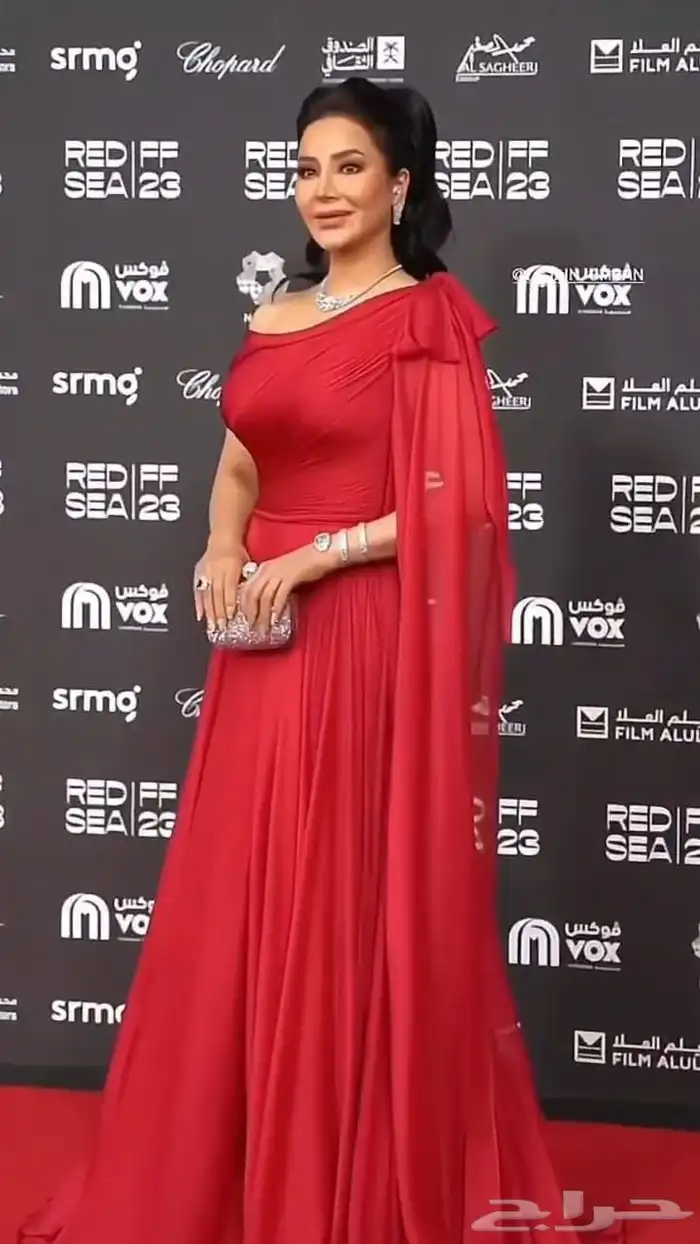 فساتين شتوية مخمل وفساتين صيفي بارقى التصاميم 6