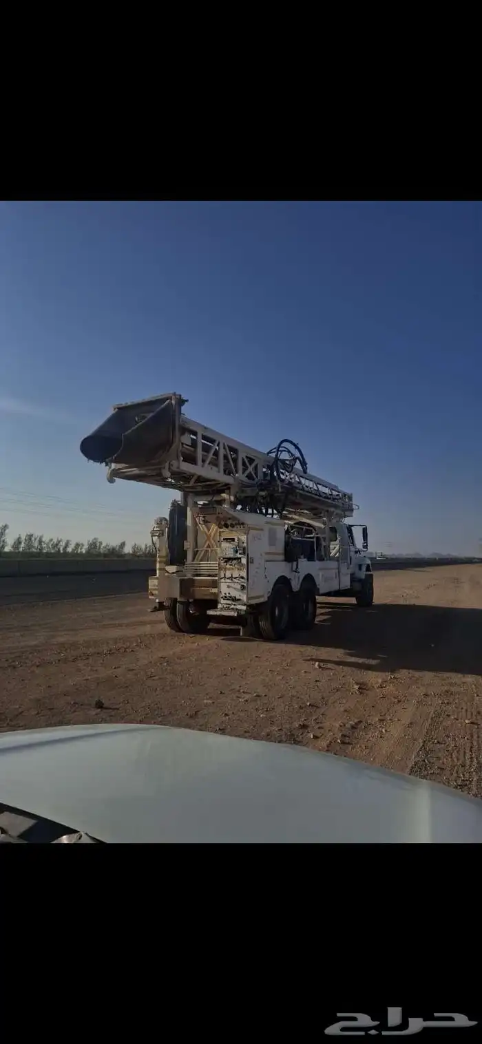 حفار آبار ارتوازي حديث وسريع 0