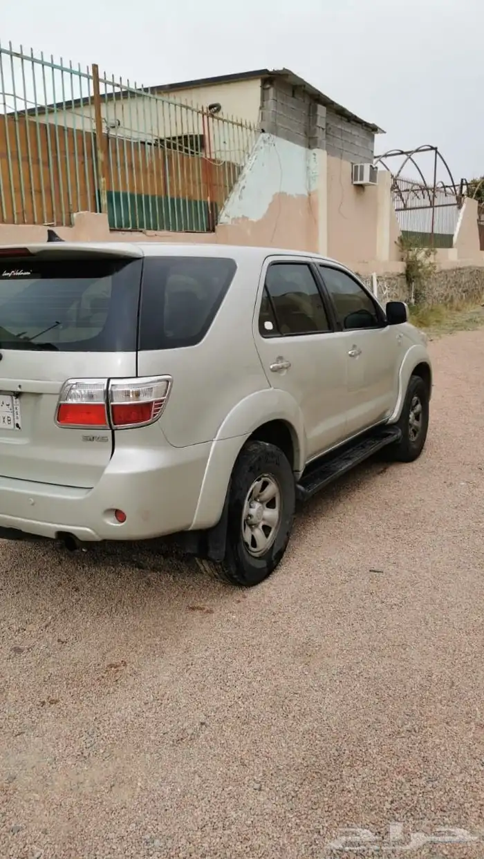 فورتشنر 2011 2