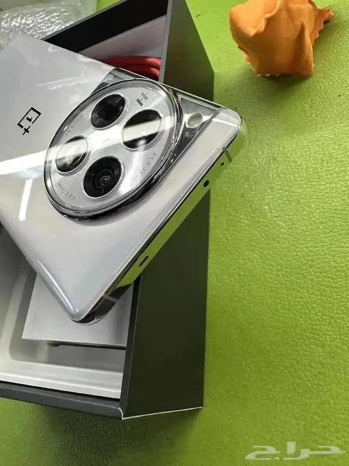 ون بلس وان بلس ون باص 12 OnePlus 12 2