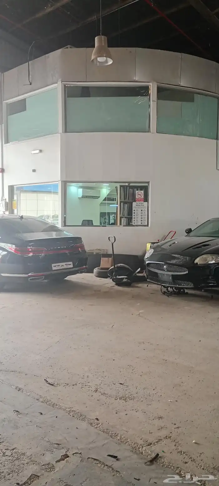 تقبيل مركز سمكرة ودهان أفضل موقع بالصناعية القديمة شارع رئيس 0