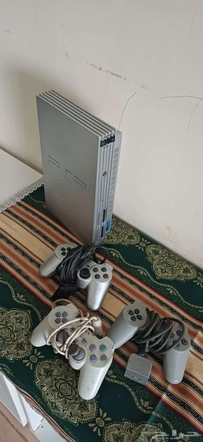 بلاستيشن 2 Fat - مع 3 يدات بلاستيشن 2 5