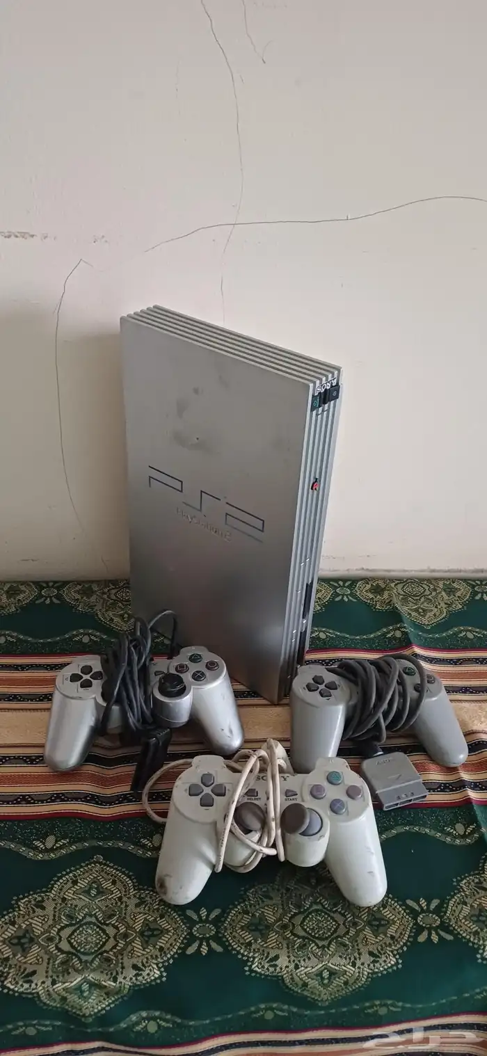 بلاستيشن 2 Fat - مع 3 يدات بلاستيشن 2 0