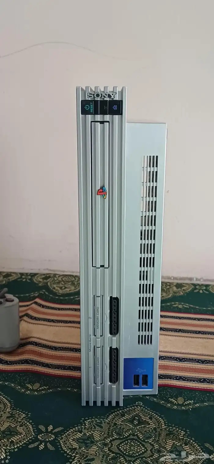 بلاستيشن 2 Fat - مع 3 يدات بلاستيشن 2 1