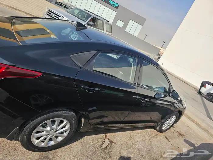هيونداي اكسنت 2023 ( نص فل ) اللون أسود ( مميز ) الممشى 47 0