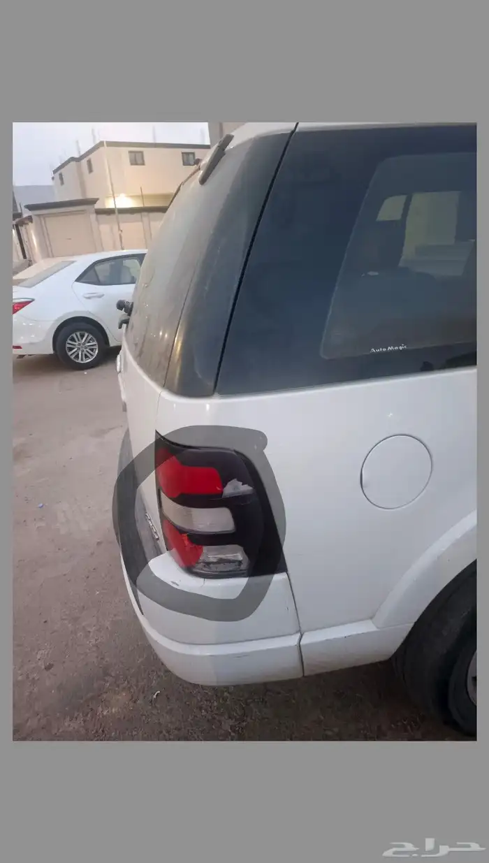 فورد اكسبلورر موديل 2010 3