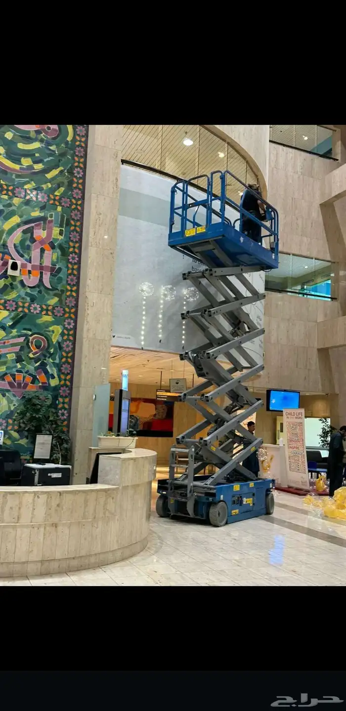 سيزرلفتات بجميع انواعها للايجار 2