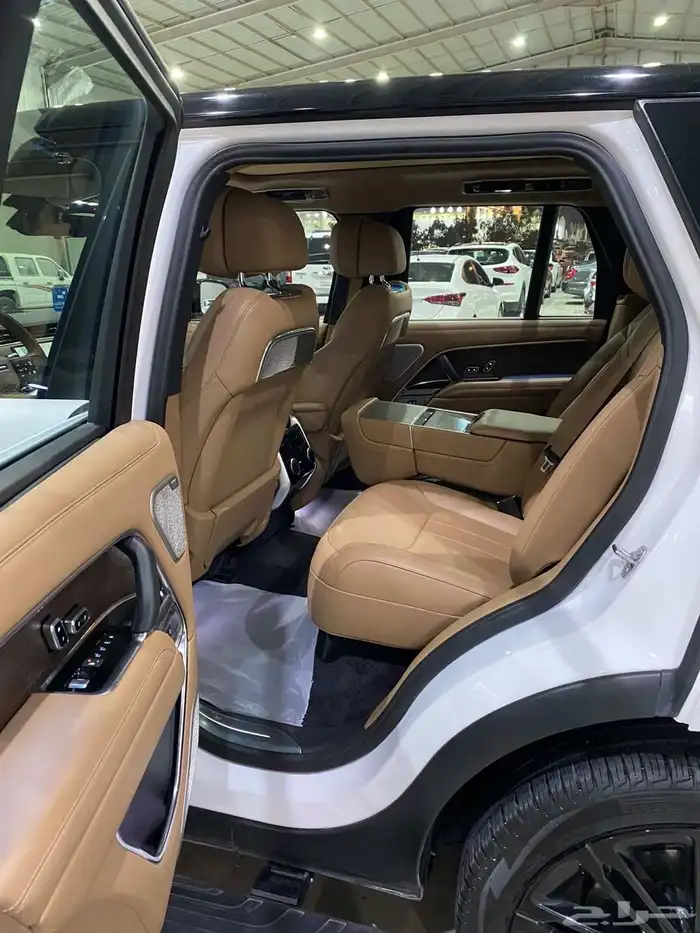 للبيع رنج روفر 2022 فل كامل اوتو بيوغرافي 11