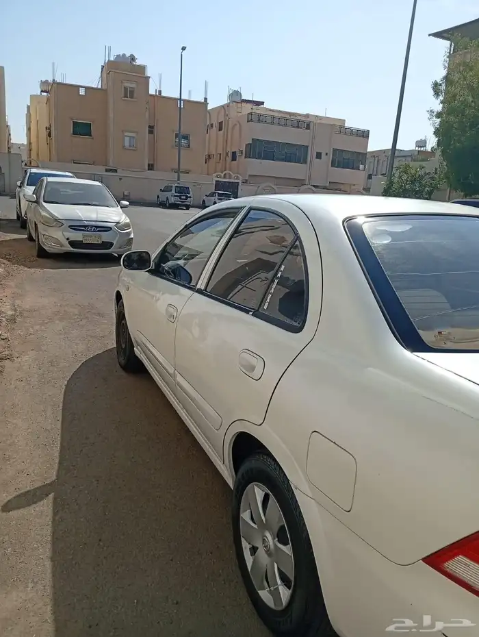 نيسان صني 2009 اتومتك للبيع 2