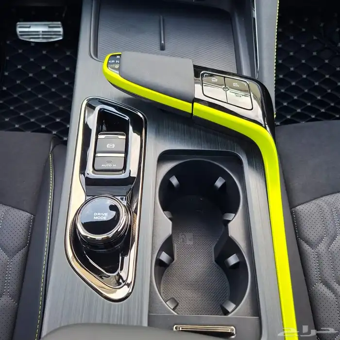 شانجان يوني تي 2025 SVP فل كامل خليجي السعر 98 شامل الضريبه 24