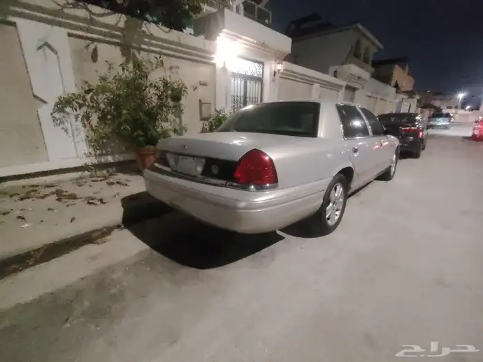 فورد فكتوريا شاص طويل2011 6