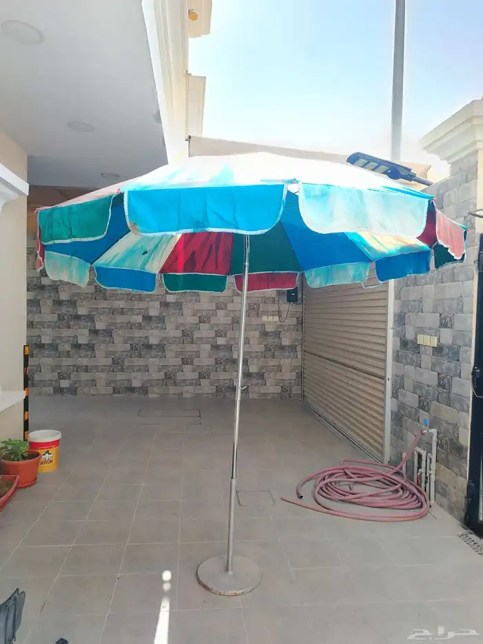 مظلة شمسية أكبر مقاس مع قاعدة ثقيلة على السوم 0