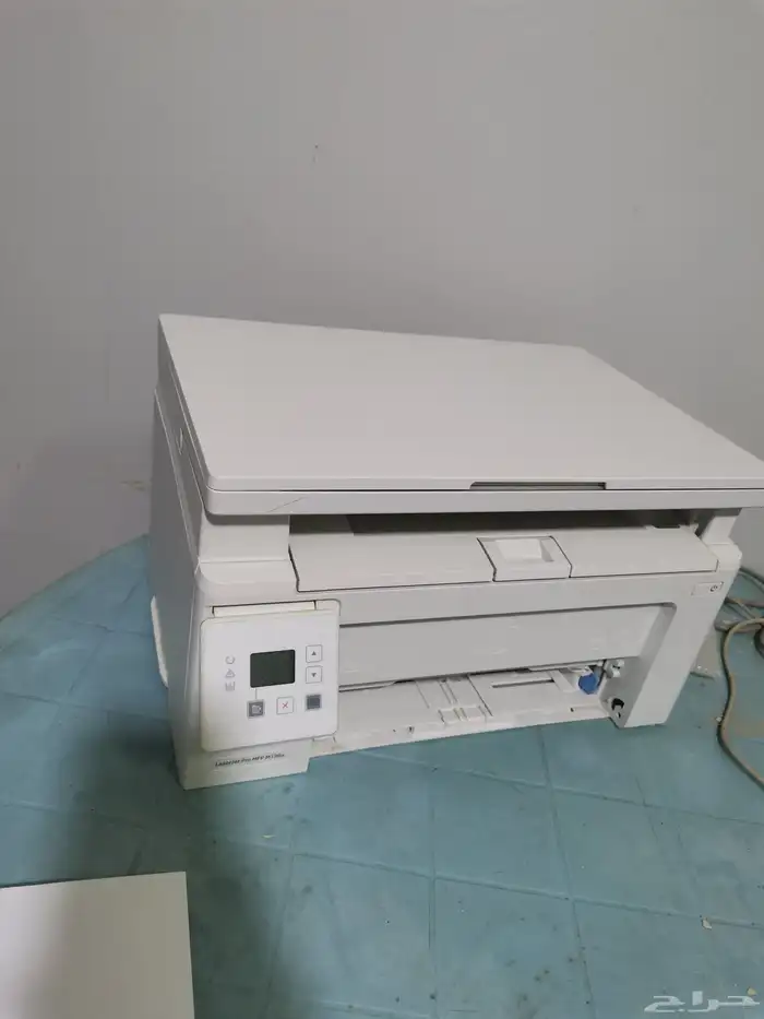 طابعه ليزر HP مع سكنر 0